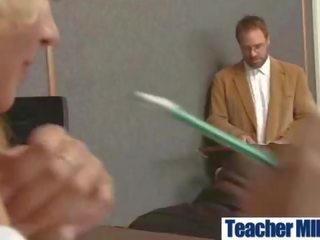 (kayla kayden) pranašesnis mokytojas su didelis turas papai mėgaukitės xxx klipas į klasė vid-20