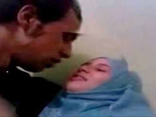 Amatir dubai concupiscent hijab young woman fucked at home - desiscandal.xyz